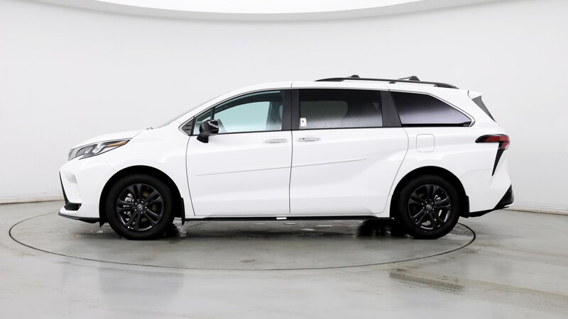 2024 Toyota Sienna XSE 3