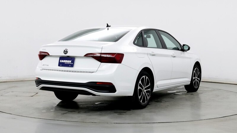 2022 Volkswagen Jetta Sport 8