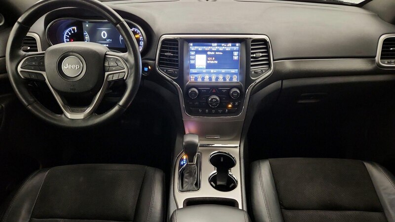 2018 Jeep Grand Cherokee Altitude 9