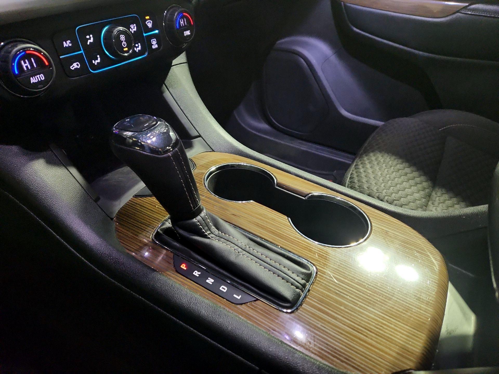 Thumbnail: 2019 GMC Acadia - 14