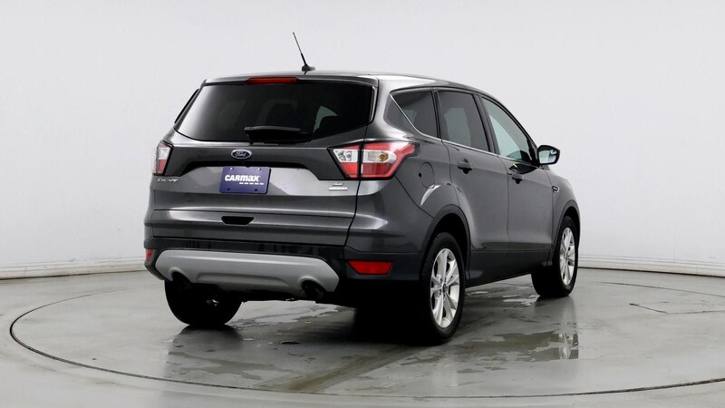 2017 Ford Escape SE 8