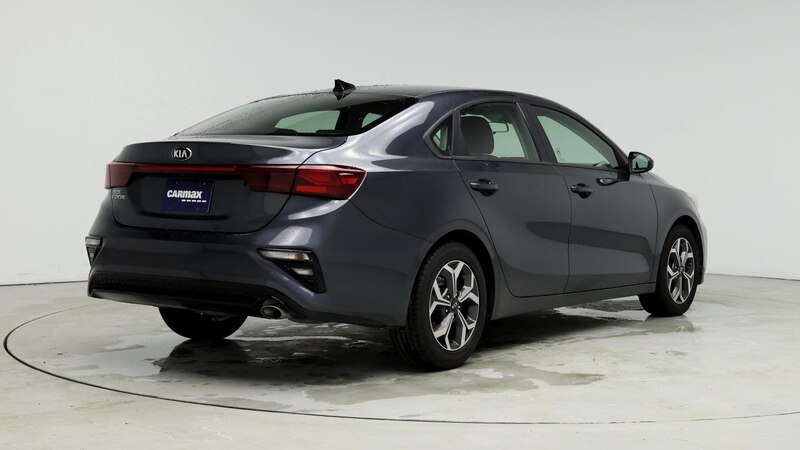 2019 Kia Forte LXS 8