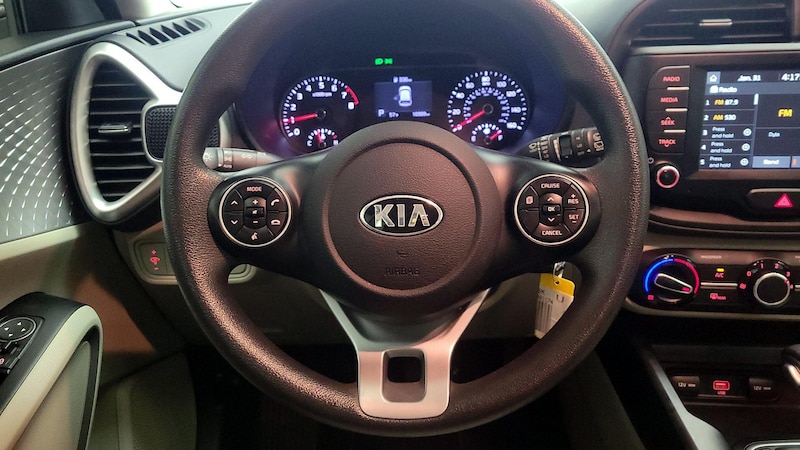 2020 Kia Soul LX 10