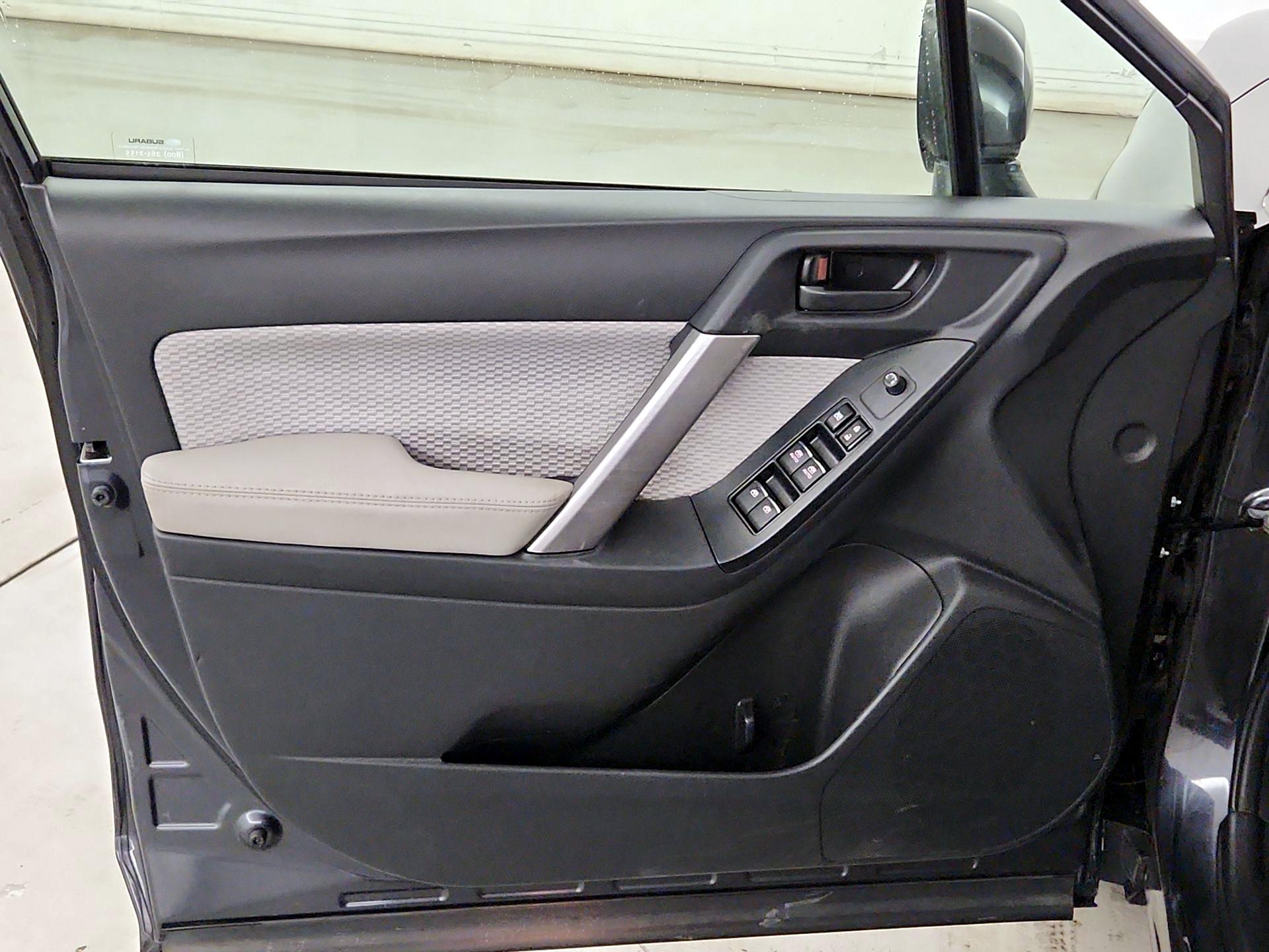 Thumbnail: 2018 Subaru Forester - 12