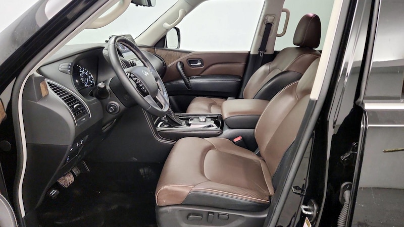2023 INFINITI QX80 Luxe 11