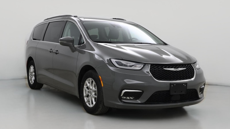 2022 Chrysler Pacifica Touring L Hero Image