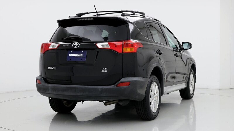 2014 Toyota RAV4 LE 8