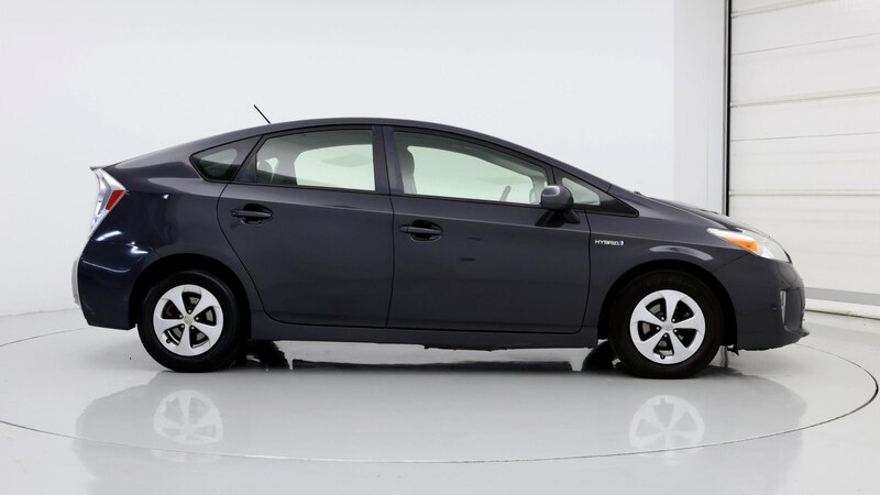 2015 Toyota Prius Two 7