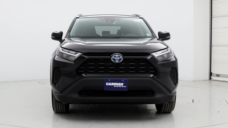 2022 Toyota RAV4 XLE 5