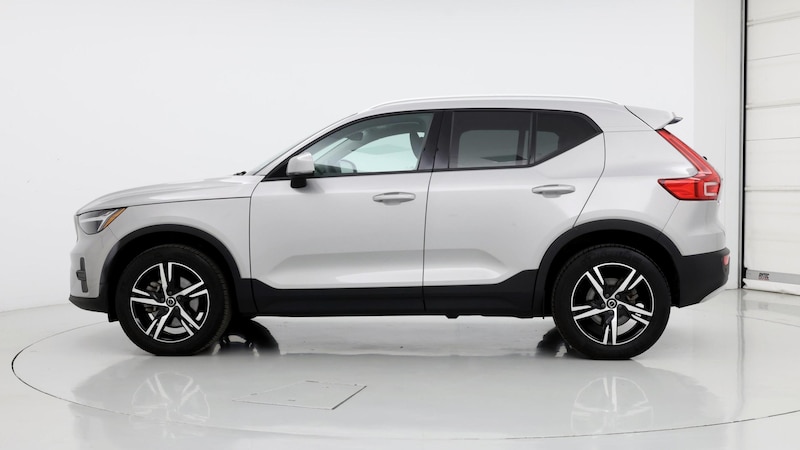 2023 Volvo XC40 B5 Core 3