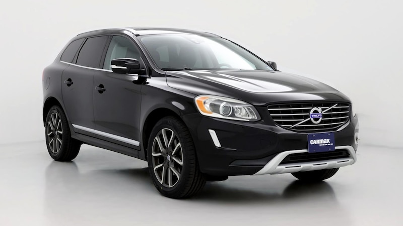 2017 Volvo XC60 T6 Dynamic Hero Image