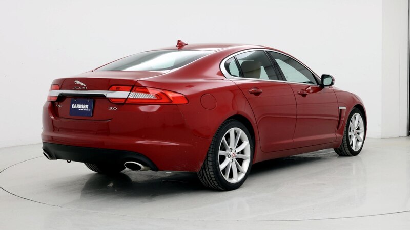 2015 Jaguar XF Portfolio 8