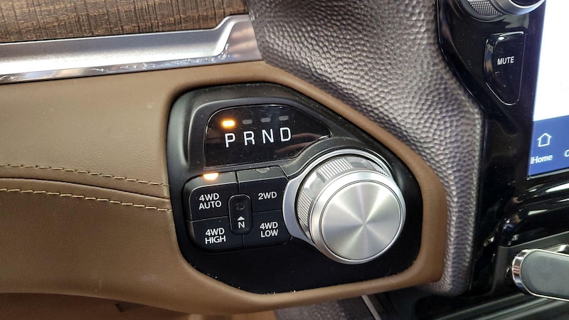 2022 RAM 1500 Longhorn 18
