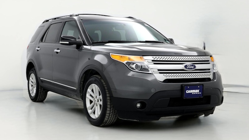 2015 Ford Explorer XLT Hero Image