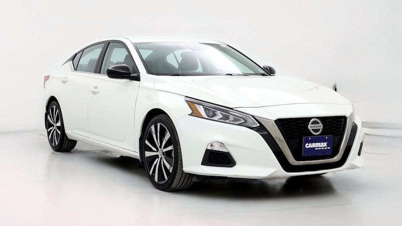 2022 Nissan Altima SR Hero Image