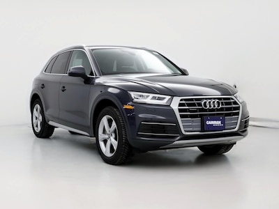 2020 Audi Q5 Premium Plus -
                St. James, NY