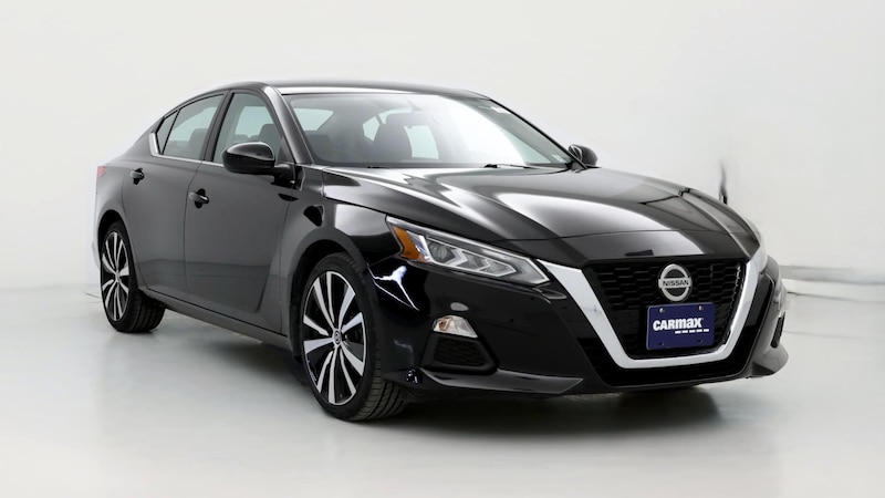 2019 Nissan Altima SR Hero Image