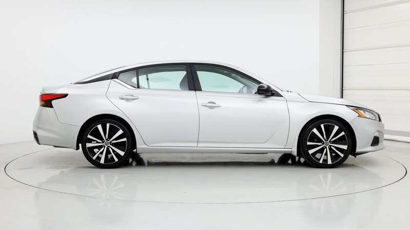 2019 Nissan Altima SR 7