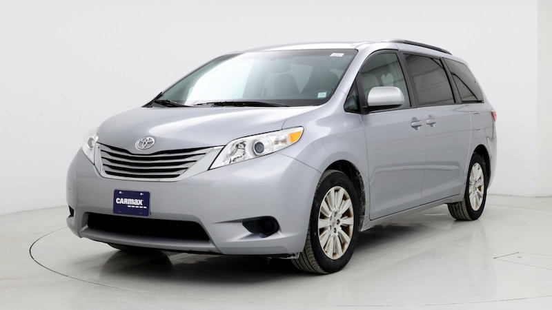 2015 Toyota Sienna LE 4