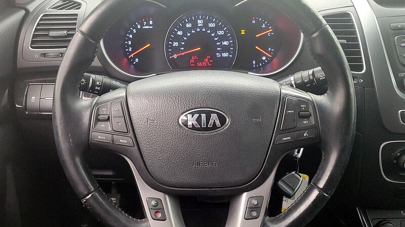 2015 Kia Sorento LX 10