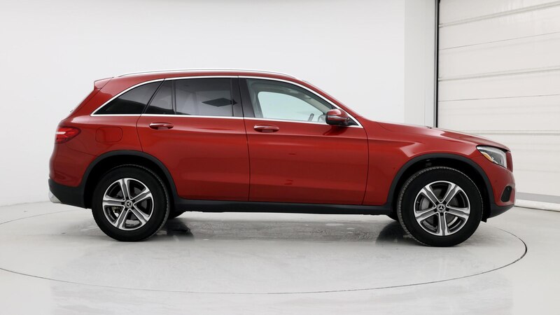 2019 Mercedes-Benz GLC 300 7