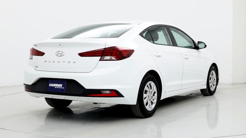 2019 Hyundai Elantra SE 8