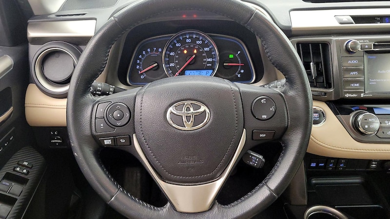 2015 Toyota RAV4 Limited 10