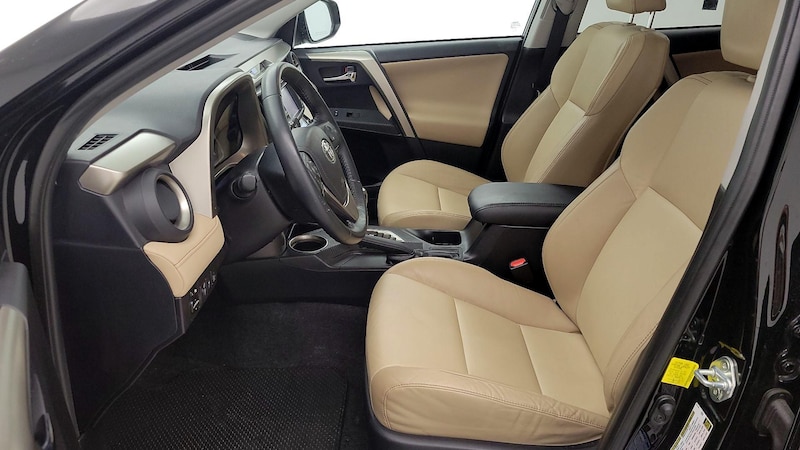 2015 Toyota RAV4 Limited 11