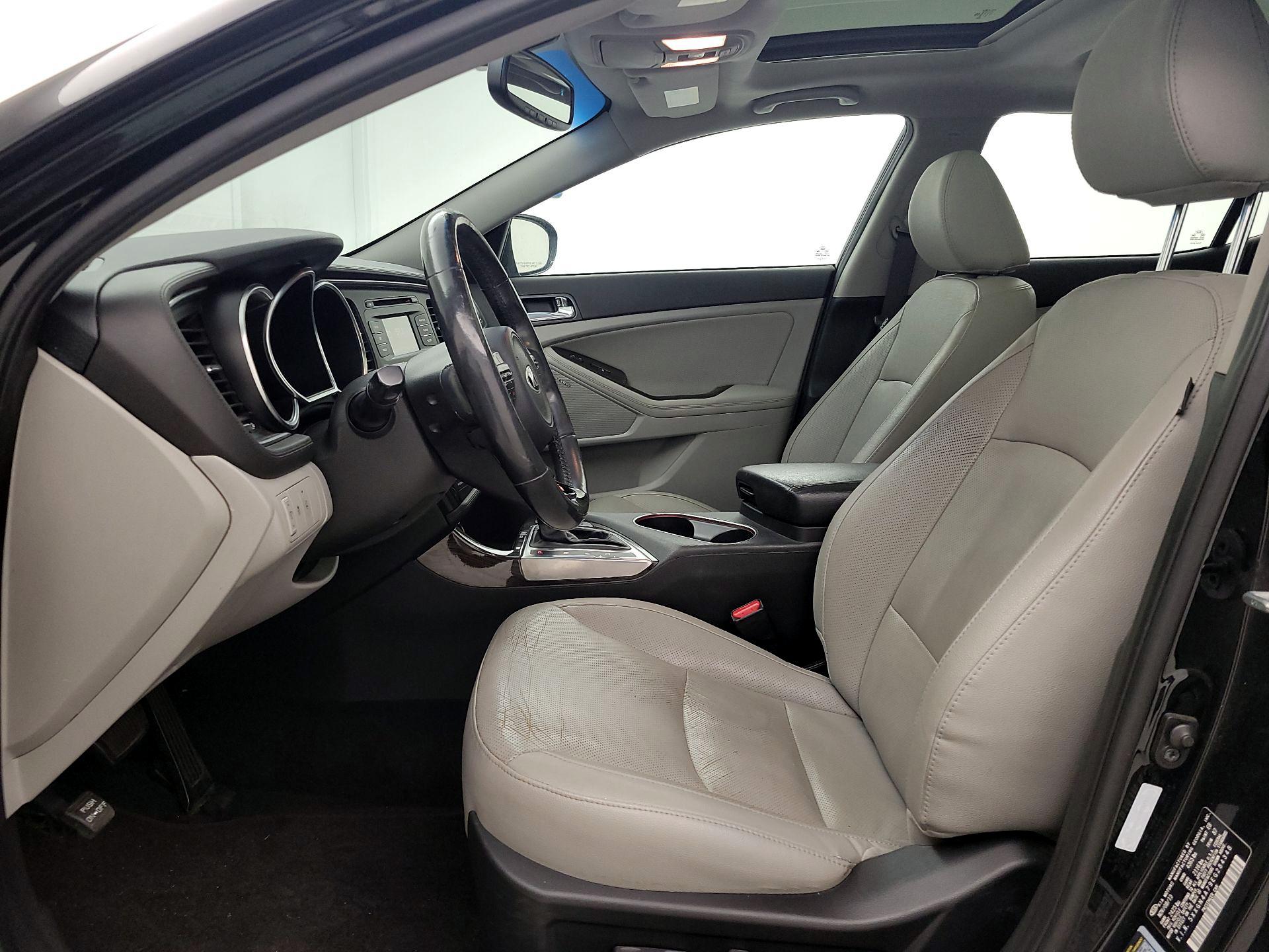 Thumbnail: 2014 Kia Optima - 11
