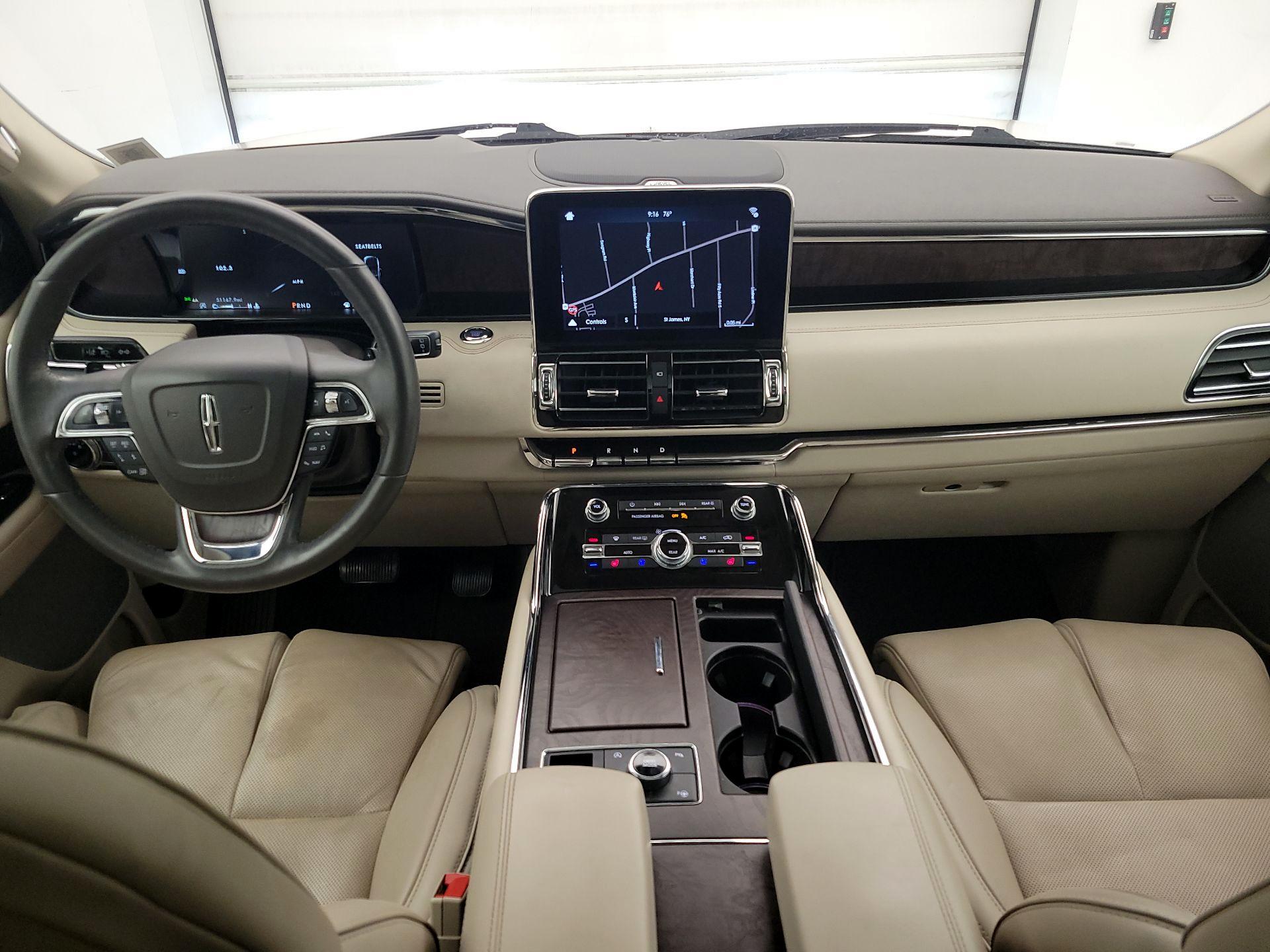 Thumbnail: 2019 Lincoln Navigator - 9