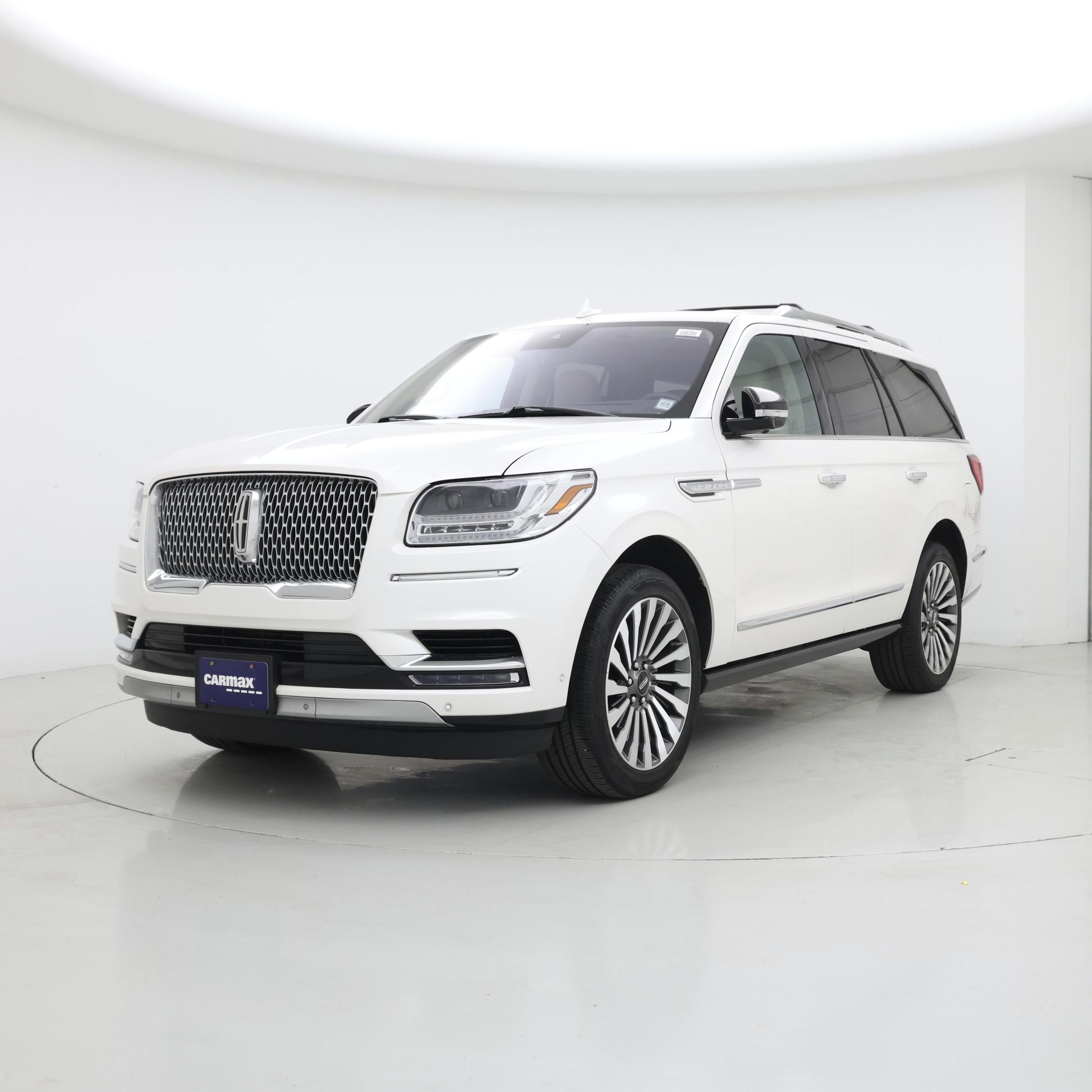 Thumbnail: 2019 Lincoln Navigator - 4