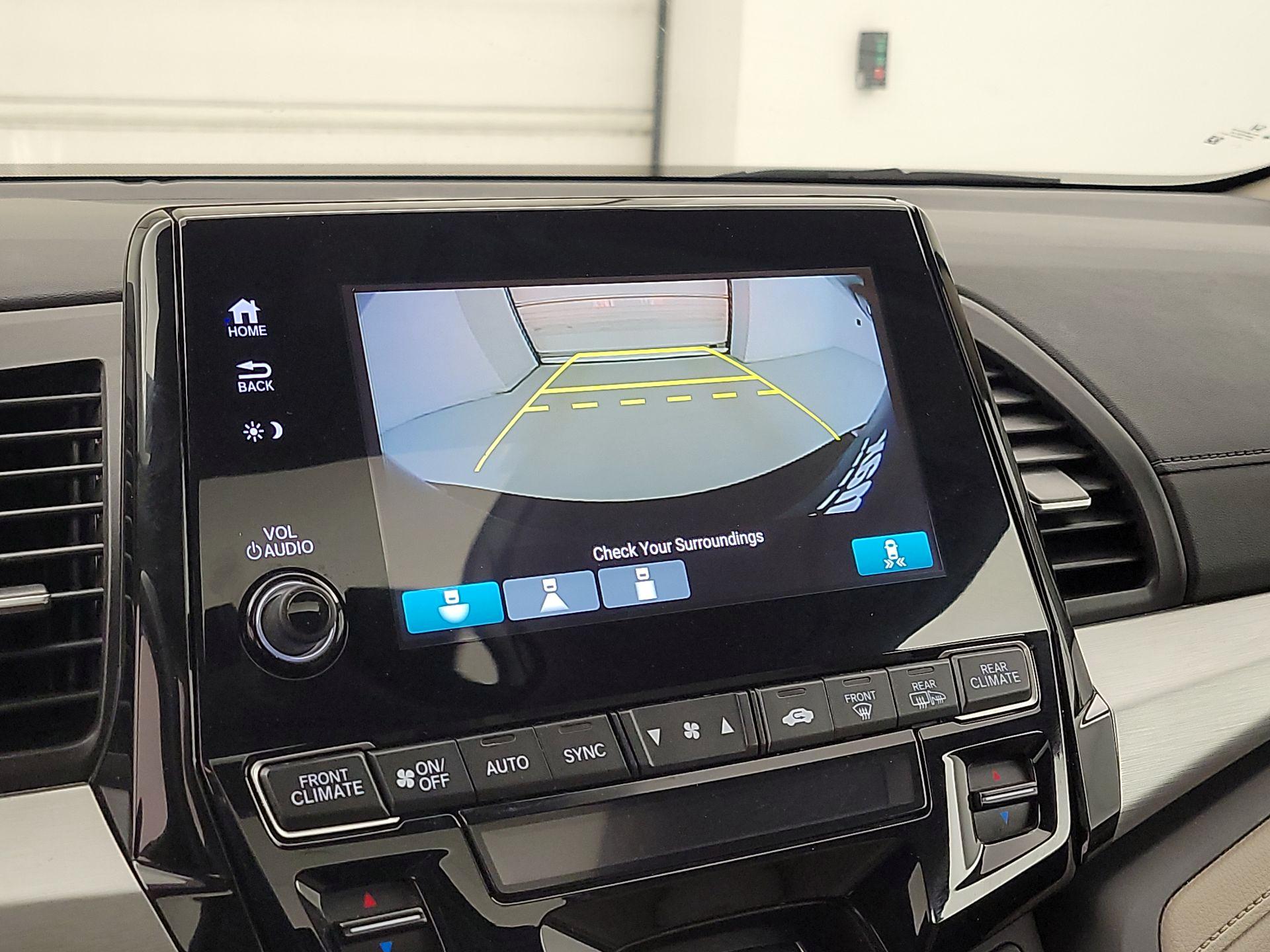 Thumbnail: 2019 Honda Odyssey - 14