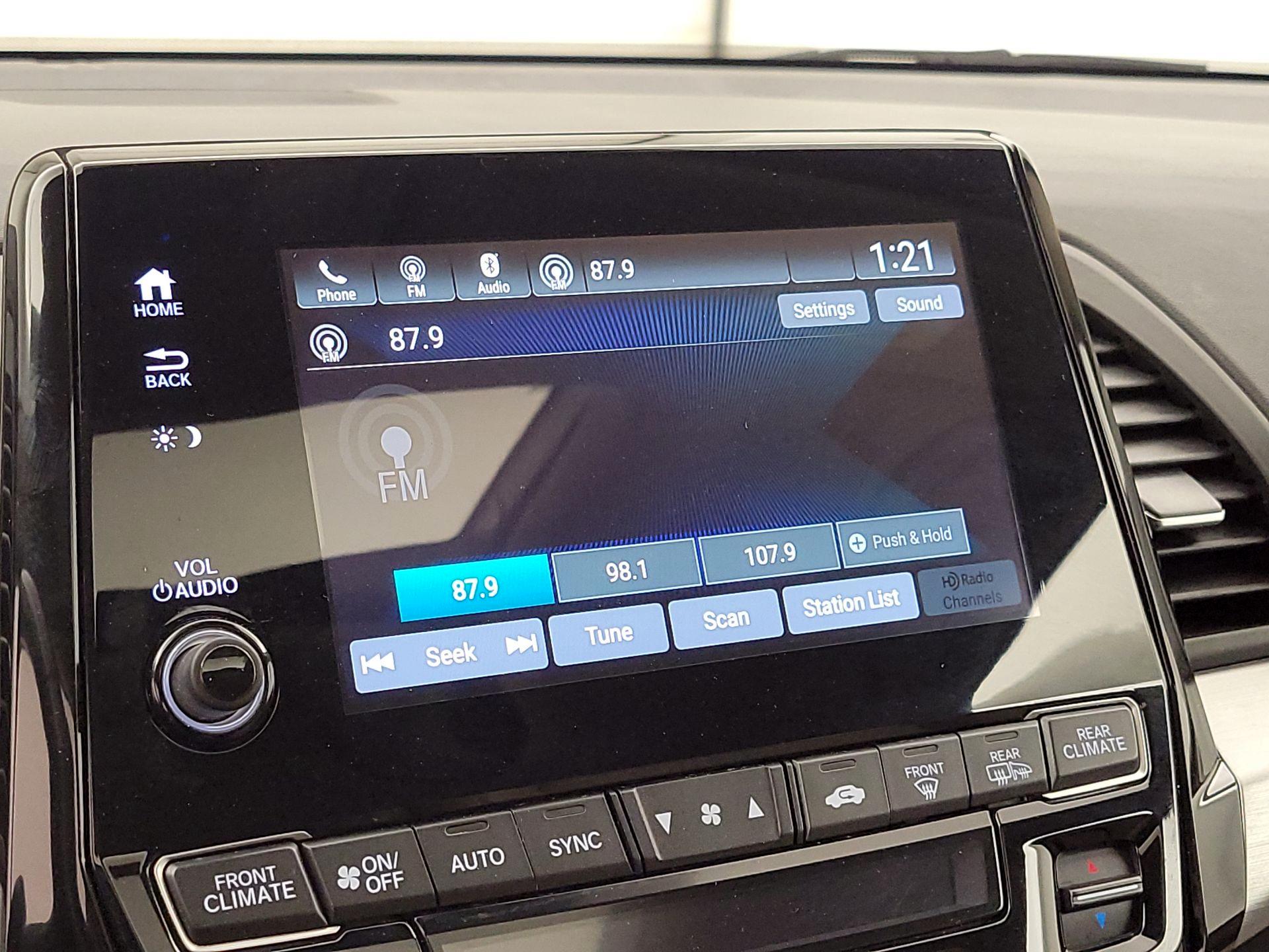 Thumbnail: 2019 Honda Odyssey - 15