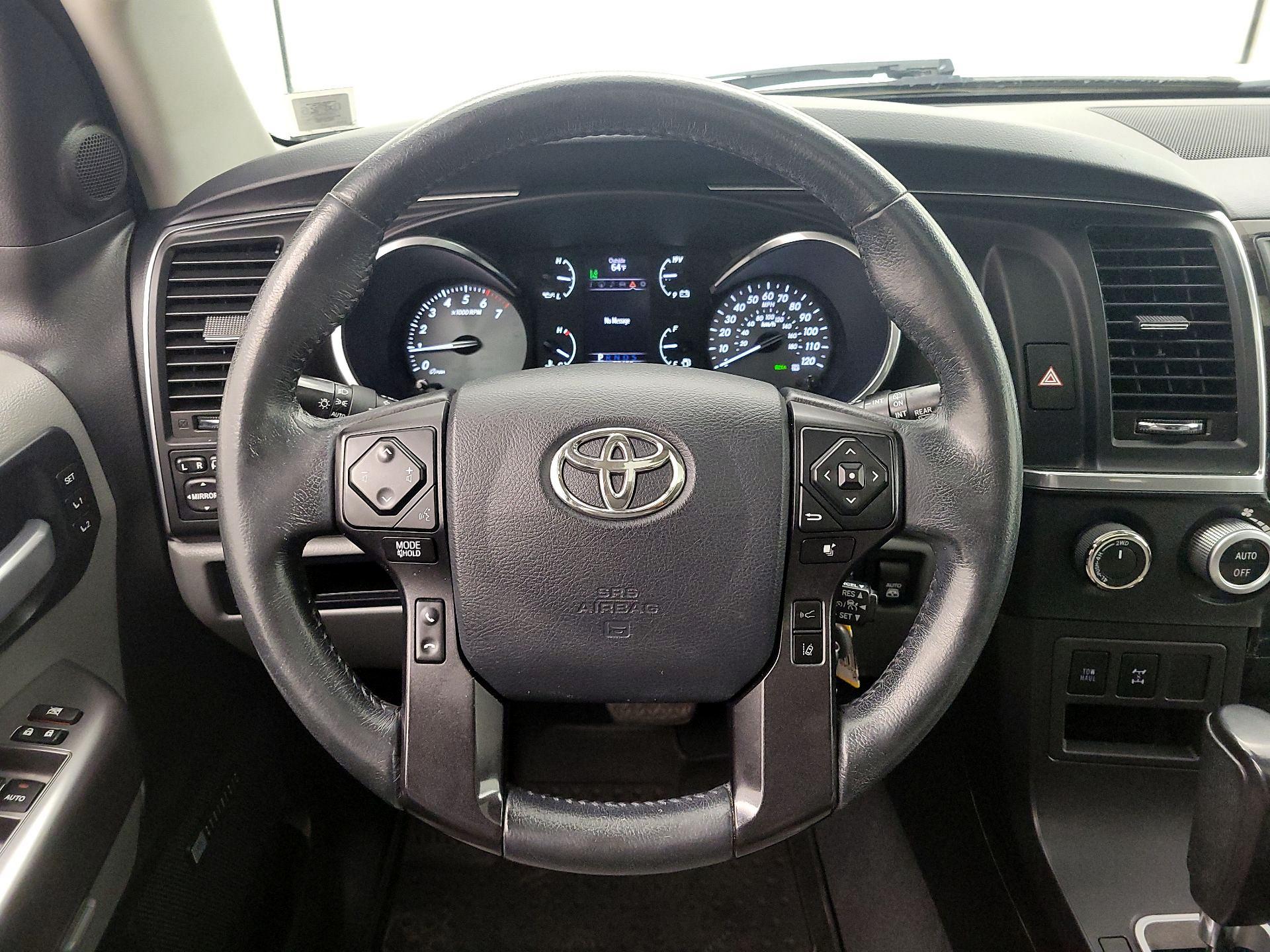 Thumbnail: 2019 Toyota Sequoia - 10