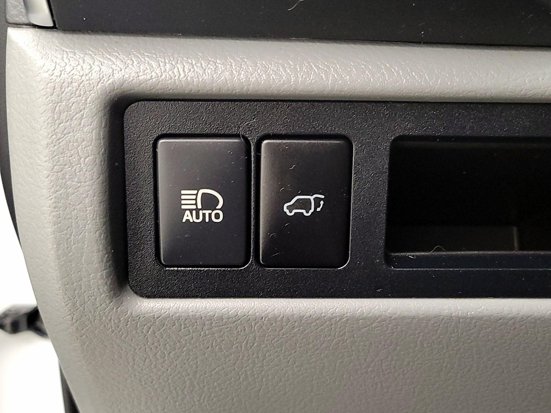 Thumbnail: 2019 Toyota Sequoia - 13
