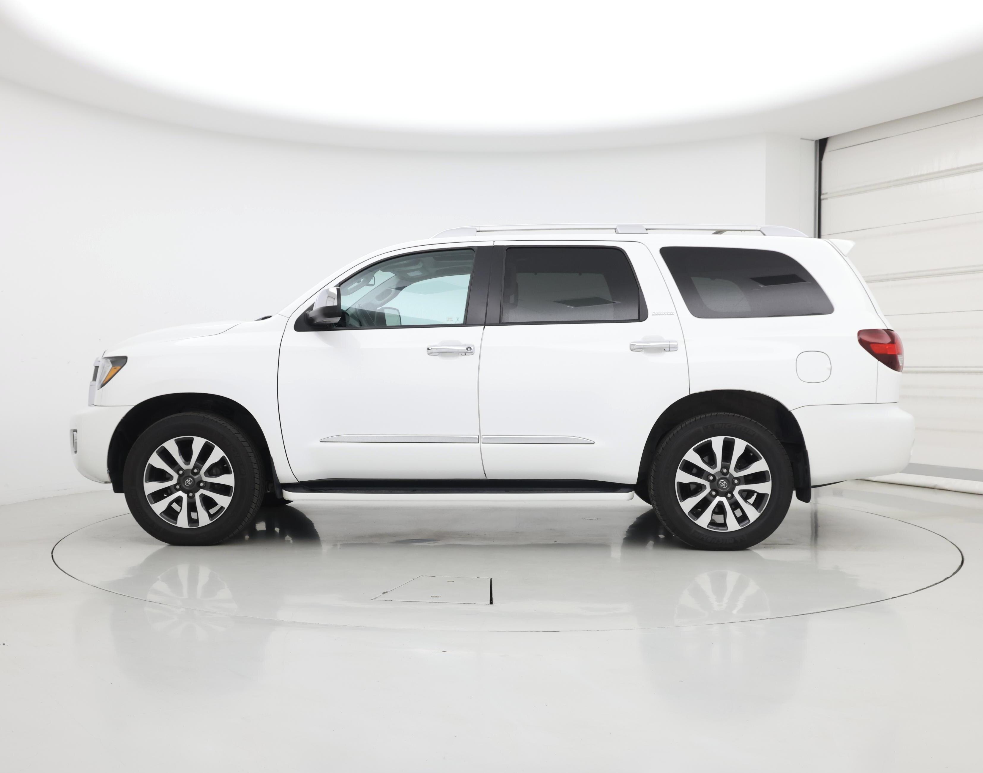 Thumbnail: 2019 Toyota Sequoia - 3