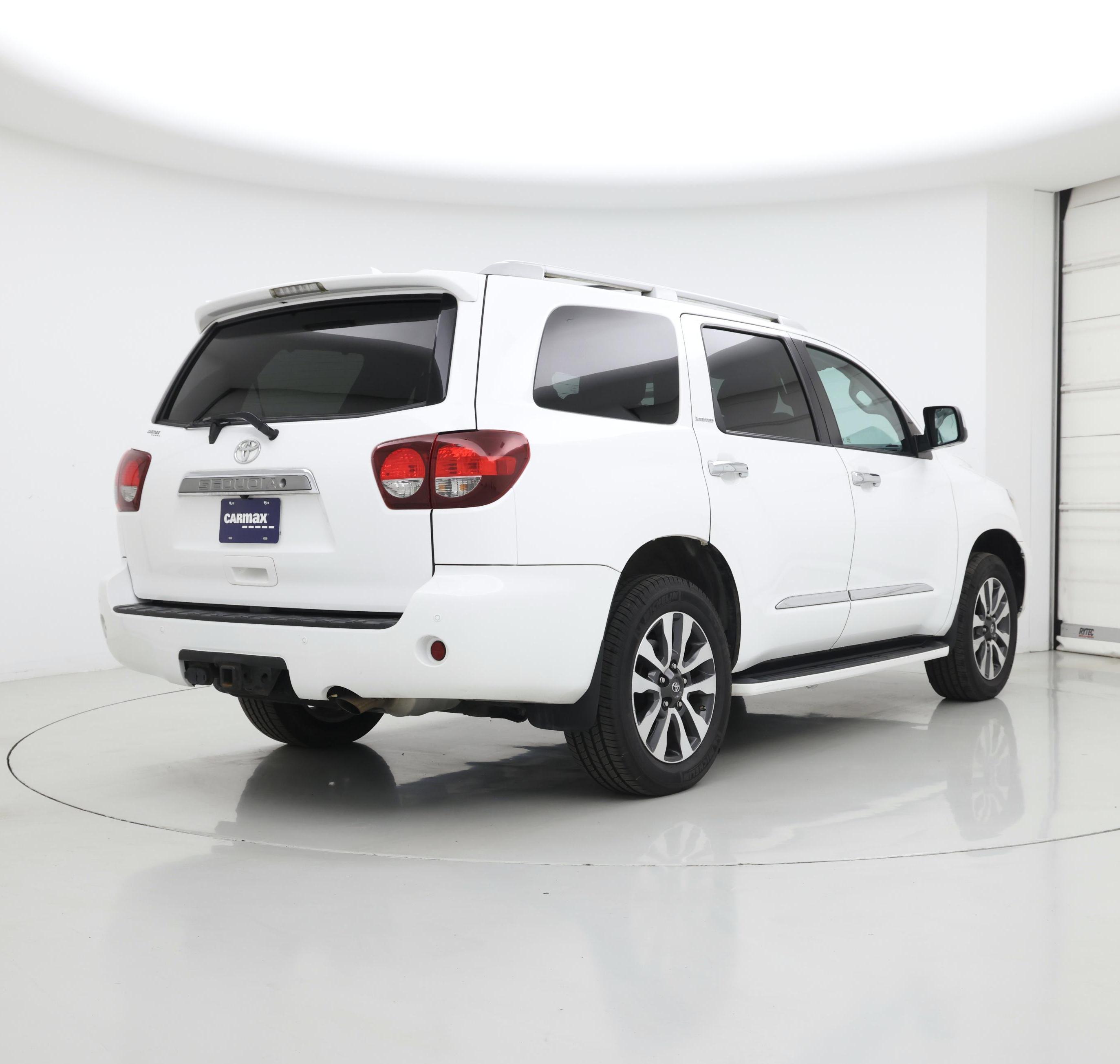 Thumbnail: 2019 Toyota Sequoia - 8