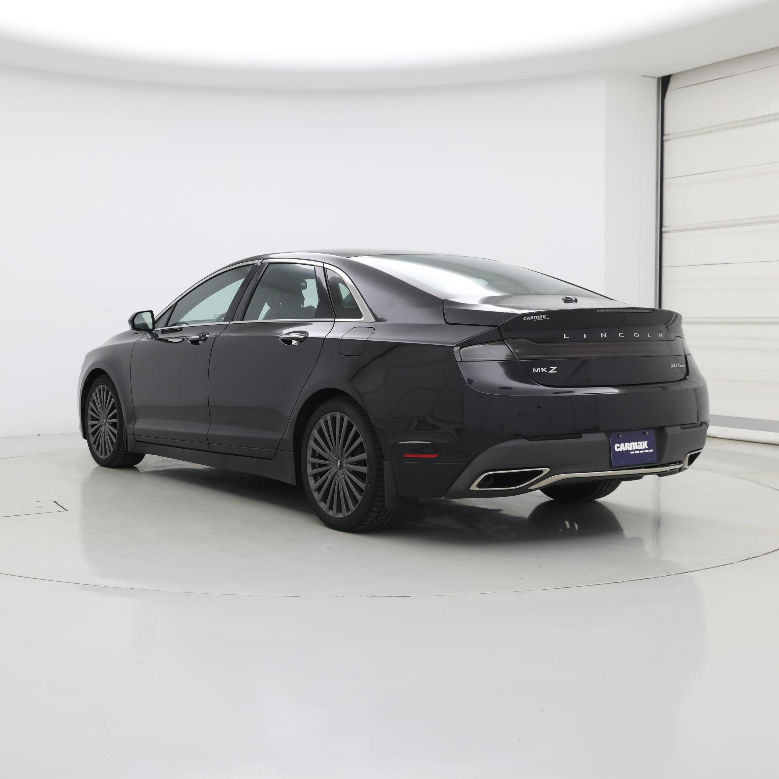 Thumbnail: 2017 Lincoln MKZ - 2