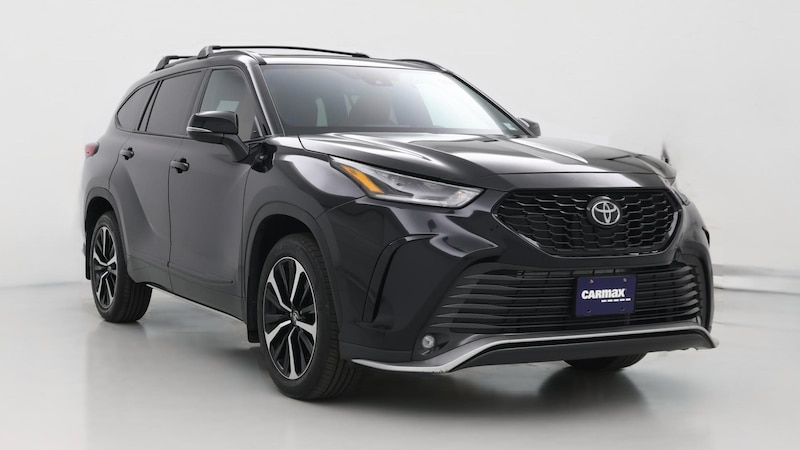 2022 Toyota Highlander XSE Hero Image