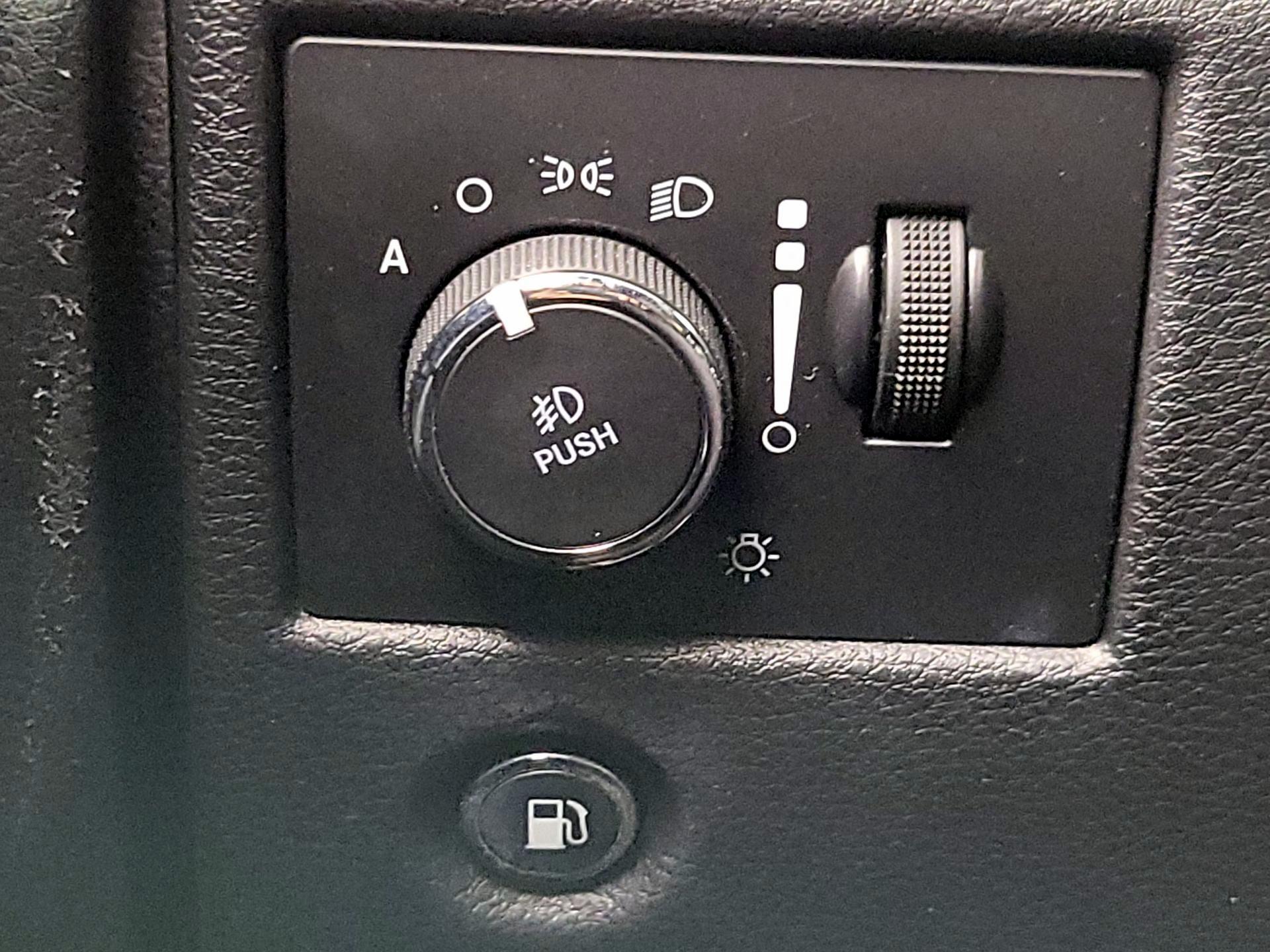 Thumbnail: 2019 Jeep Grand Cherokee - 13