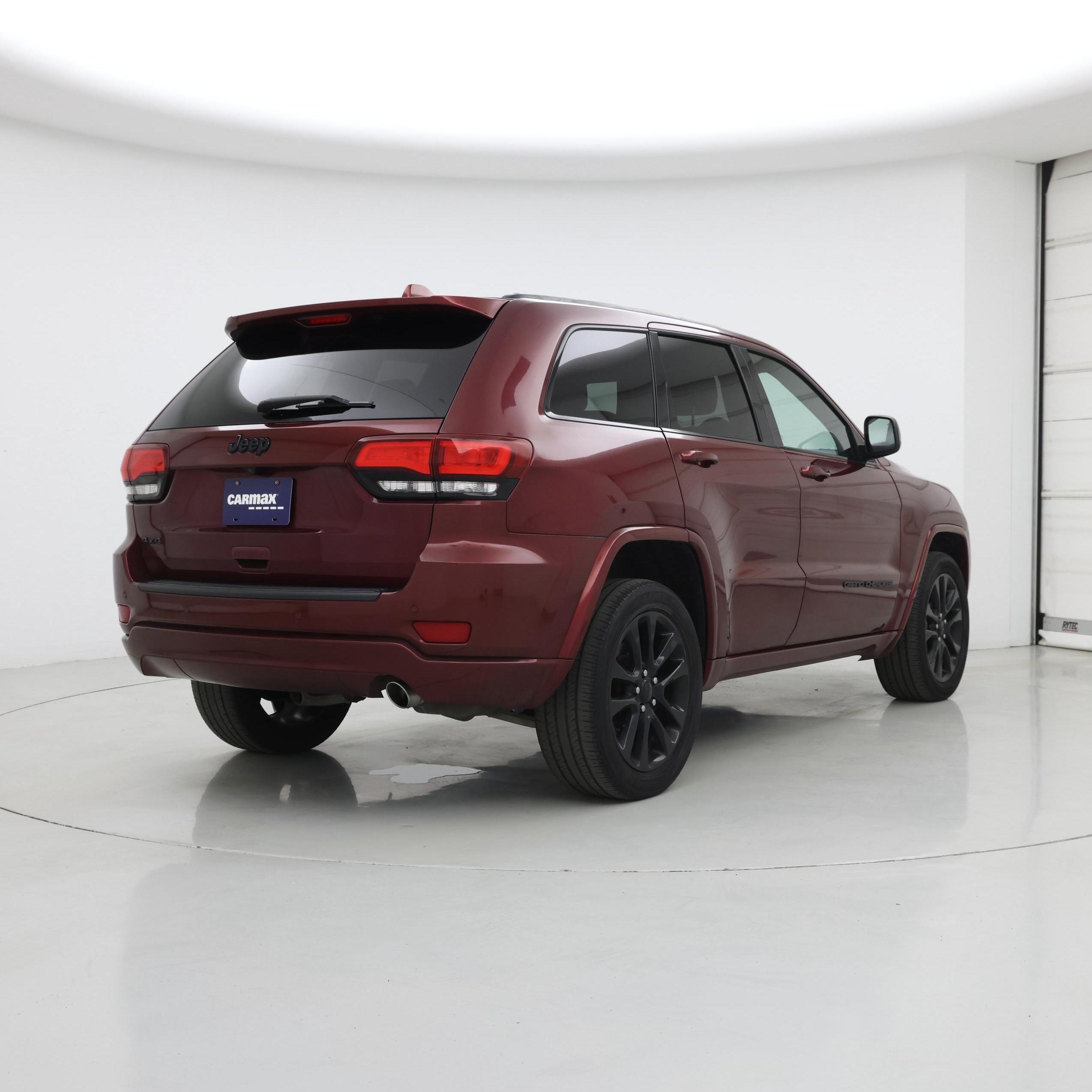 Thumbnail: 2019 Jeep Grand Cherokee - 8