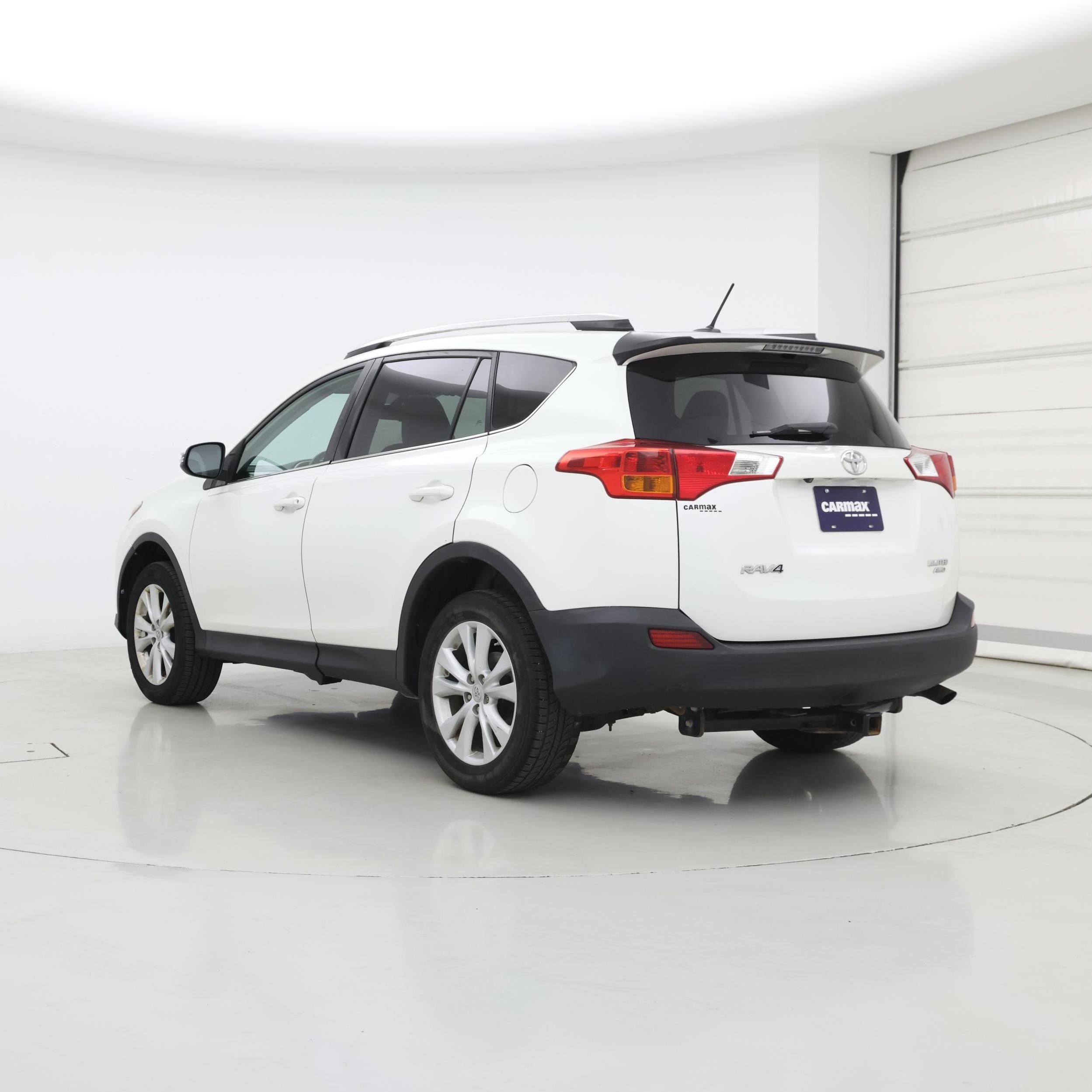 Thumbnail: 2013 Toyota RAV4 - 2
