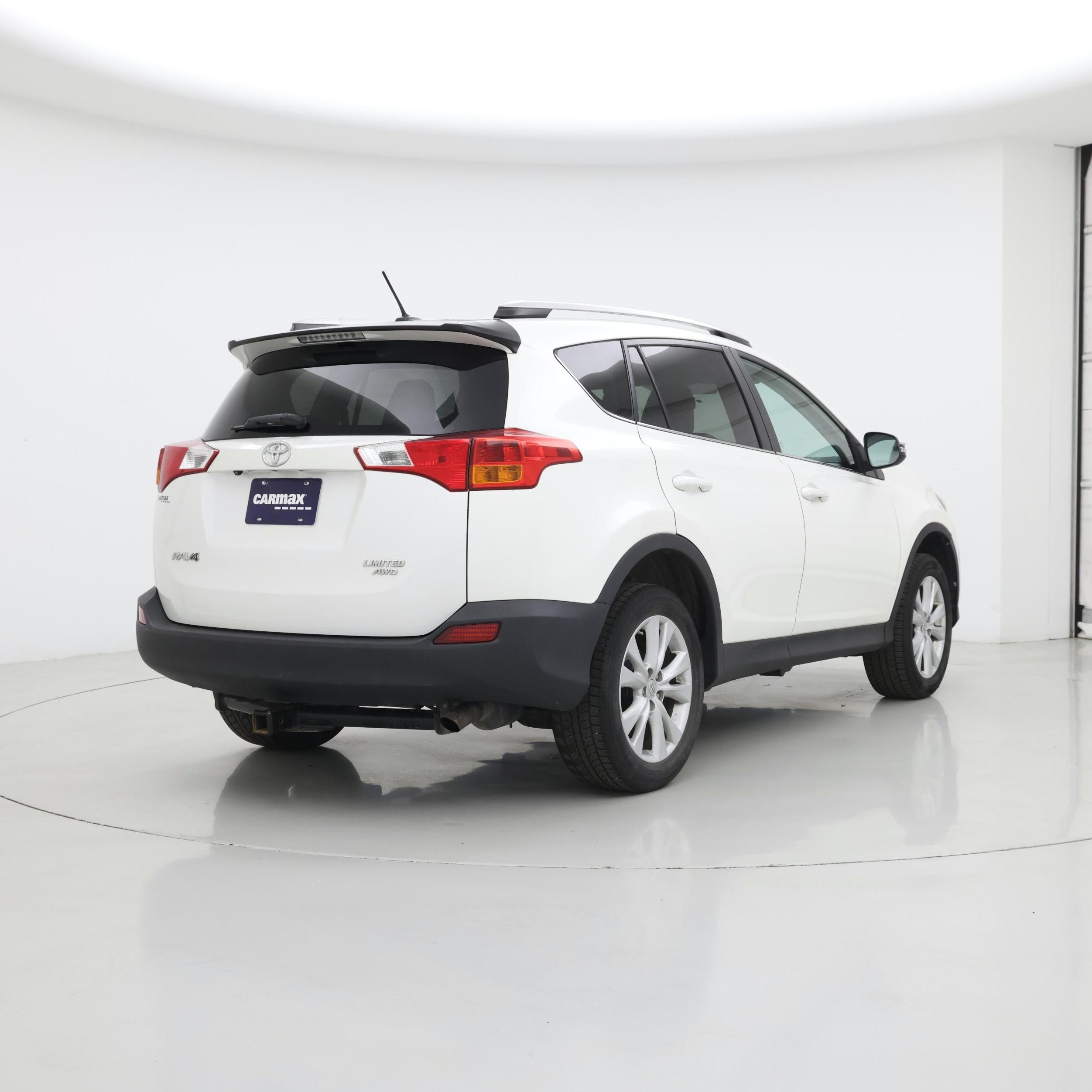 Thumbnail: 2013 Toyota RAV4 - 8
