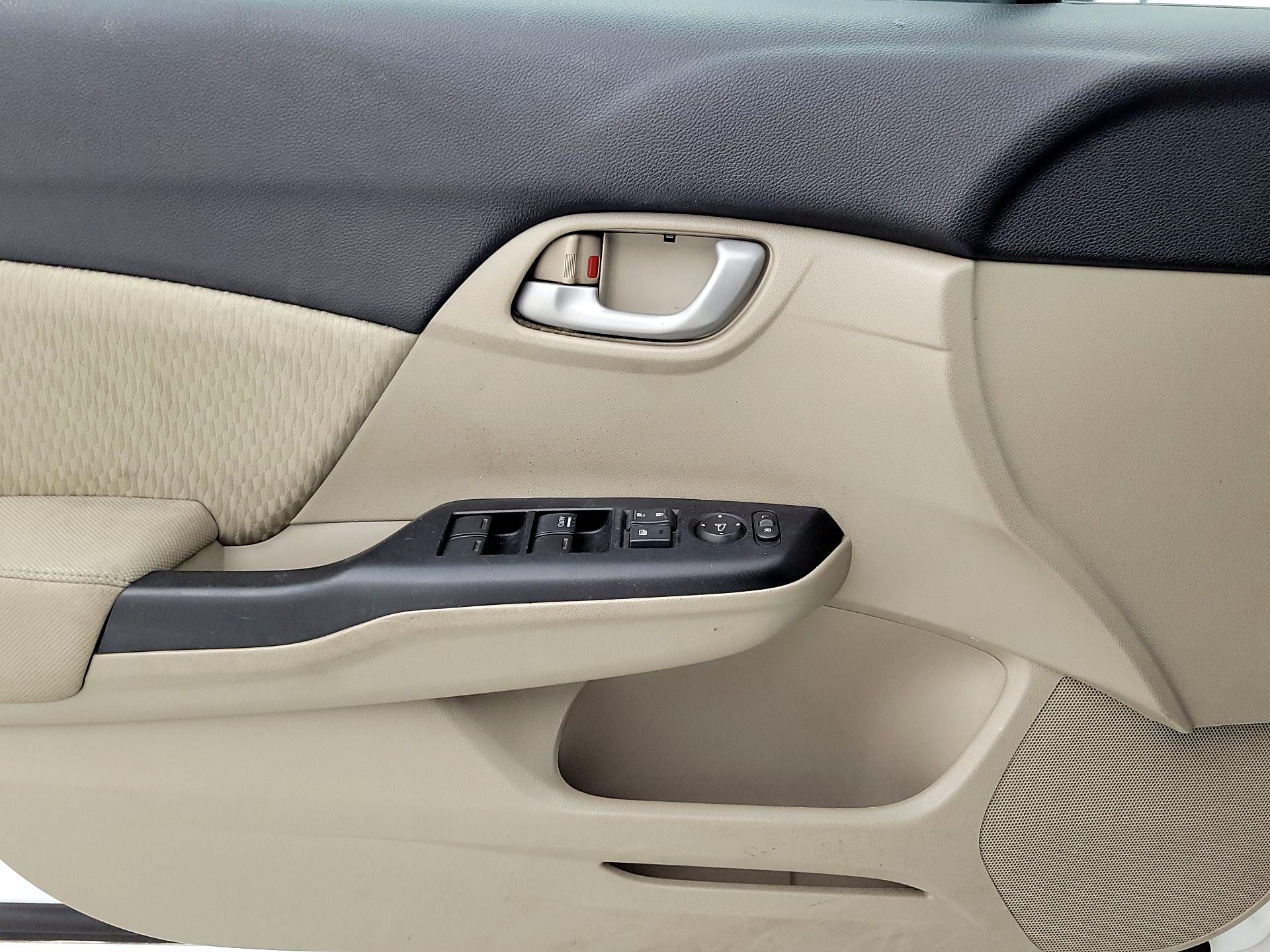 Thumbnail: 2015 Honda Civic - 12