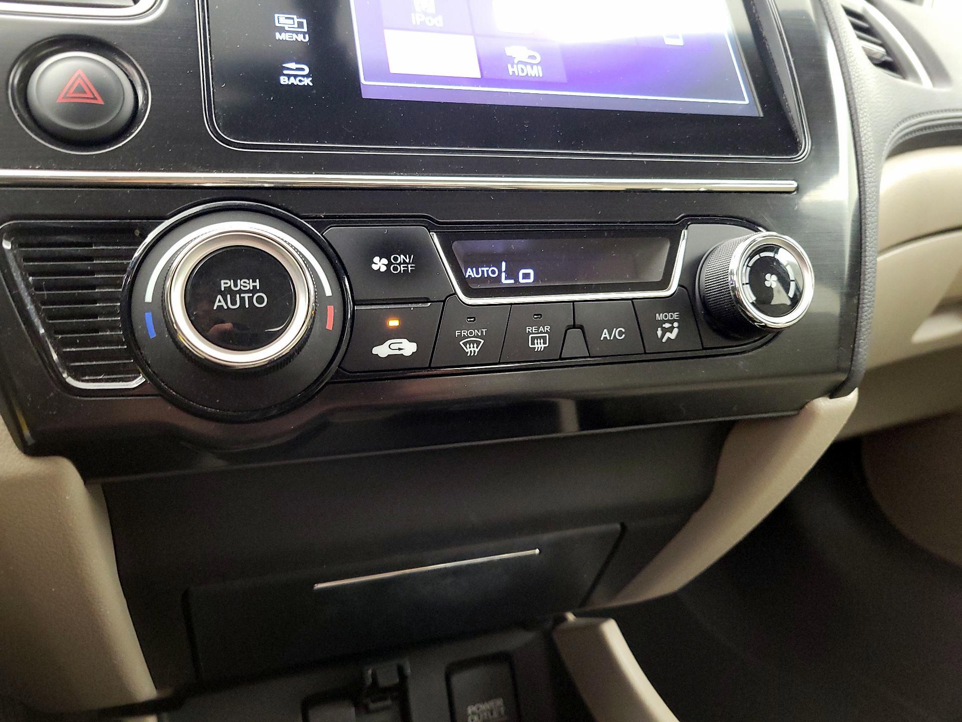 Thumbnail: 2015 Honda Civic - 16