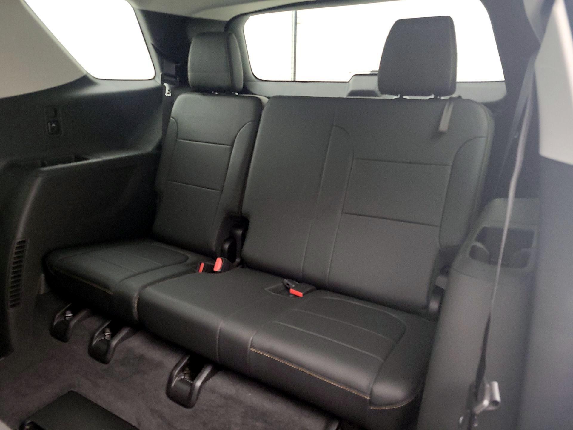 Thumbnail: 2019 Chevrolet Traverse - 20