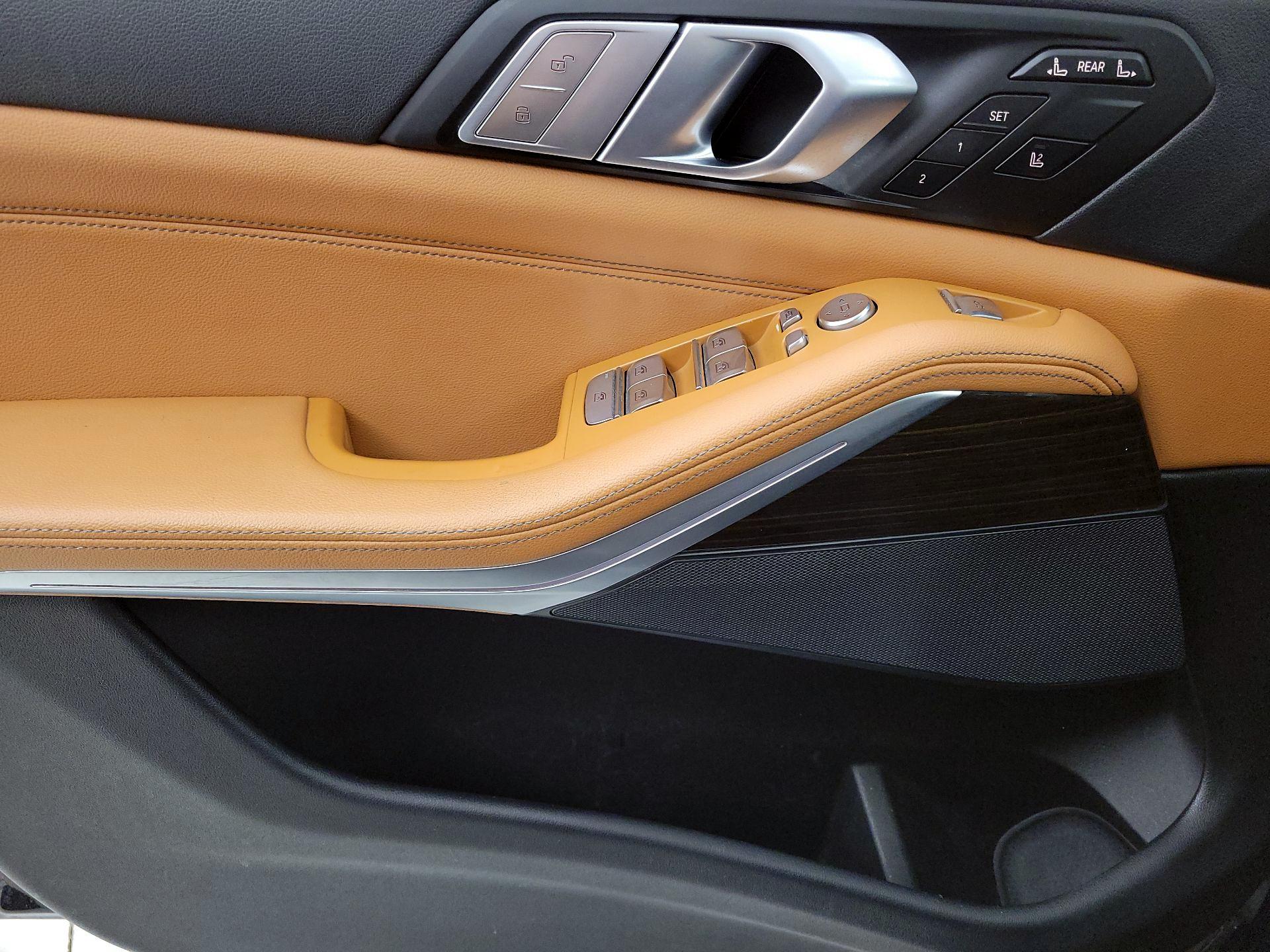 Thumbnail: 2021 BMW X7 - 12