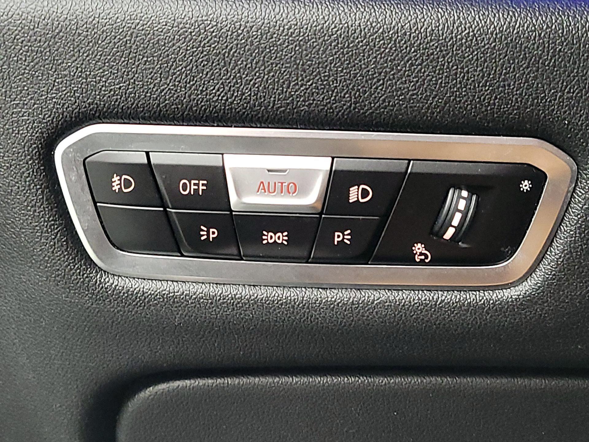 Thumbnail: 2021 BMW X7 - 13