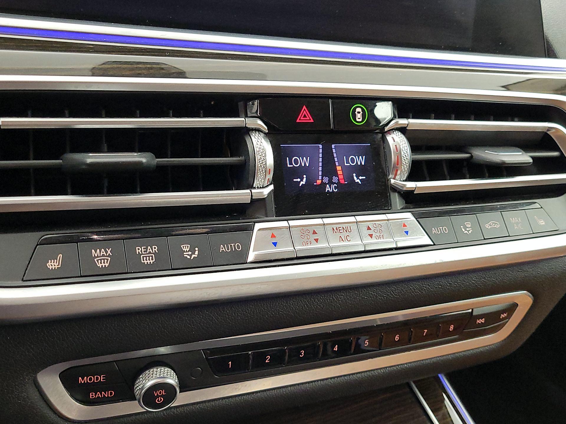 Thumbnail: 2021 BMW X7 - 17