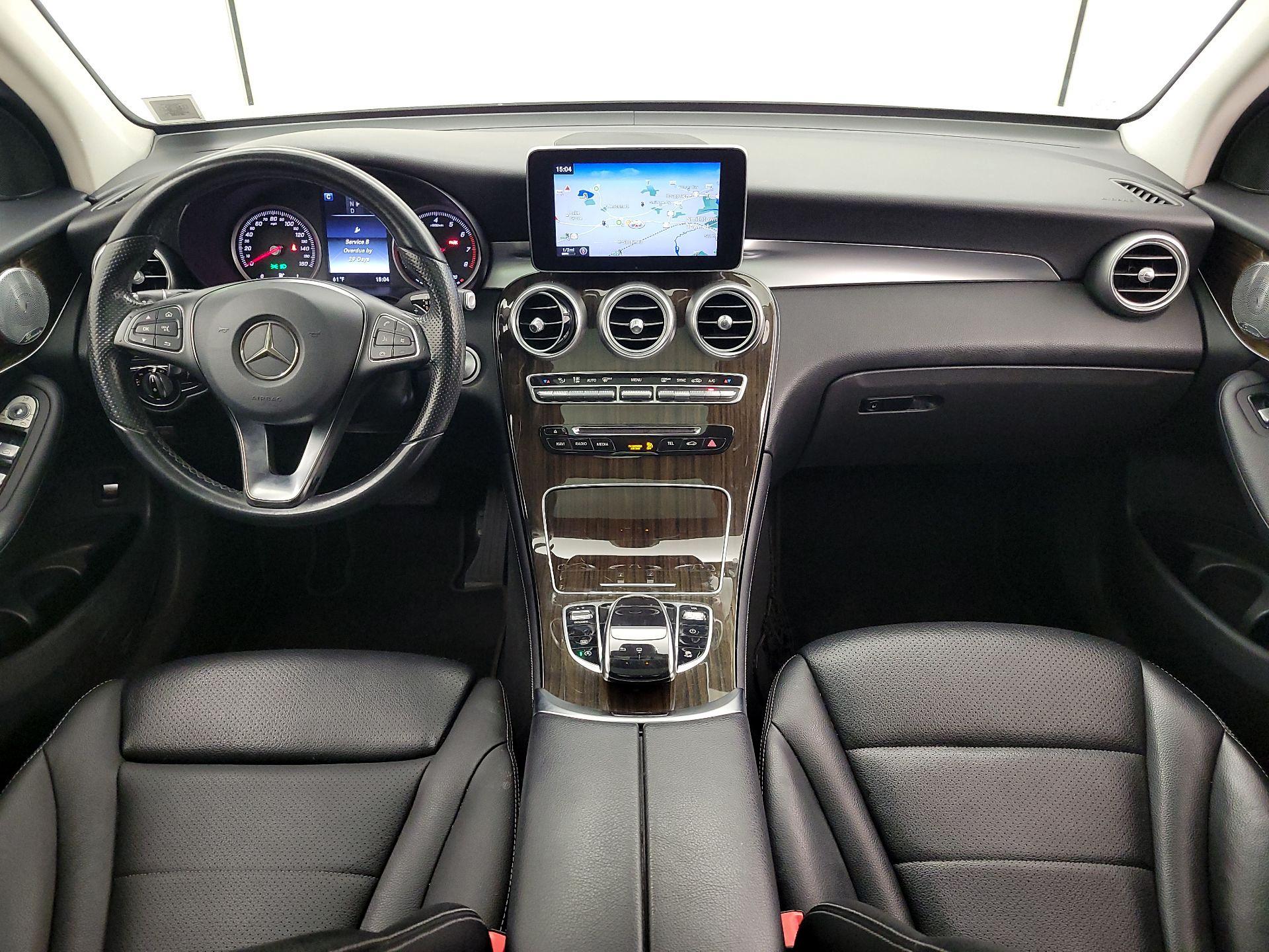 Thumbnail: 2016 Mercedes-Benz GLC - 9